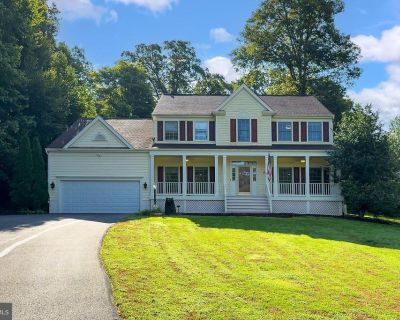 5 Bedroom 3BA 4000 ft Single Family House For Sale in Manassas, VA