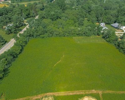 Lots and Land For Sale in Uniontown, OH