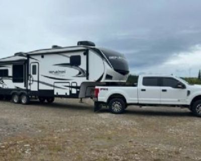 2022 Grand Design Reflection 337RLS