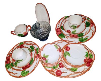 1970s Franciscan Apple Table Service- 22 Pieces