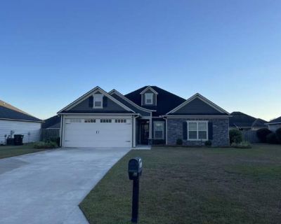 4 Bedroom 2BA 1814 ft Pet-Friendly Apartment For Rent in Lowndes County, GA