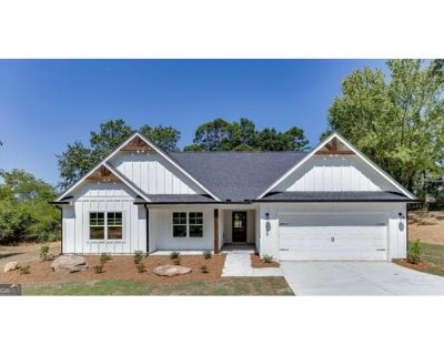 4 Bedroom 2BA 2000 ft² Residential For Sale in Clermont, GA