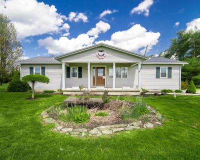 3 Bedroom 2BA 1456 ft Single Family House For Sale in Tiffin Twp, OH