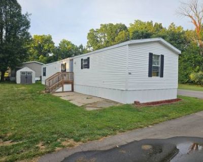 3 Bedroom 2BA 924 ft Manufactured Home For Sale in Martin, MI