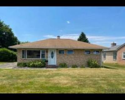 109 Clayton Dr. image_url. Pet friendly Garage Property Amenities pet friendly parking garage. 3 Bedroom. 1 Bathroom. 900 ft