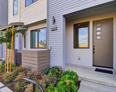 3 Bedroom 3BA 1770 ft Condo For Sale in PALO ALTO, CA