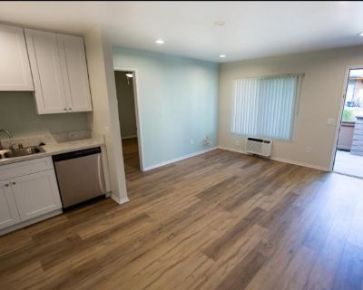 1 Bedroom 1BA 500 ft Pet-Friendly Apartment For Rent in Rancho Cucamonga, CA