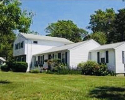 90 Wendward Way Unit 90. Great Temporary / Pet Friendly Winter Rental !! Perfect for Traveling Medical Professionals.1 mile to CAPE COD HOSPITAL !!! 4 Bedroom/ 2Bath Fully Furnished Home. Fully Applianced Kitchen w/Granite Counters, Dishwasherand Disposal. Internet Access for Streaming. W/D in Basement. Outside Shower, Gas Grill, and Fenced Yard with Patio. Close to Hyannis, Cape Cod Hospital, ...