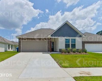 4 Bedroom 2.5BA 1788 ft Pet-Friendly House For Rent in Lafayette, LA