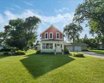3 Bedroom 2BA 1650 ft Single Family Home For Sale in BELGRADE, MN
