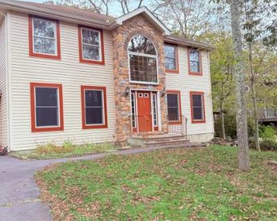 3 Bedroom 2.5BA 2164 ft Apartment For Rent in Monroe County, PA