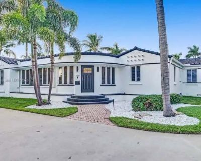 7 Bedroom 5BA 0 ft Apartment For Rent in Hollywood, FL