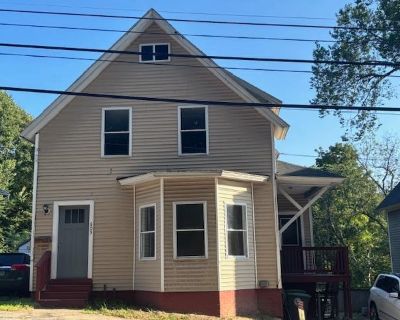 3 Bedroom 1BA 2044 ft Single Family House For Sale in Franklin, NH