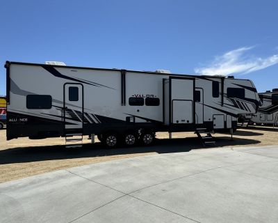 2022 Alliance Rv Valor 40V13