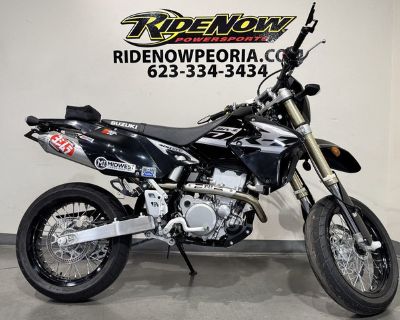 Condition: Used, VIN: JS1SK44A2R7102315, Mileage: 220, Engine: Single-Cylinder 398, Seller Notes: 2024 Suzuki DR-Z400SMSuzuki's 2024 SuperMoto DR-Z400SM is based on the proven DR-Z400S. So, it combines Supermotard style and features in a narrow, lightweight, street-legal package. This bike brings off-road soul and fun to paved roads. It is common to take the SuperMoto down a twisty forest road,...