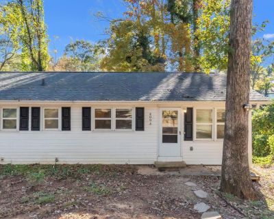 2 Bedroom 1BA Single Family House For Rent in Spartanburg, SC