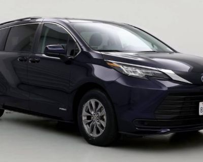 2021 Toyota Sienna LE