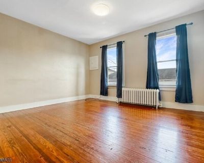 83 Jefferson St Unit B. AVAILABLE IMMEDIATELY! Second floor apartment, featuring hardwood floors, a spacious floor plan with neutral decor and a kitchen with plenty of cabinet space and bedrooms that offer large closets! Landlord is not accepting applications with pets, sorry!. 2 Bedroom. 1 Bathroom