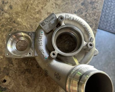 FS: Stock b58 turbo compressor housing