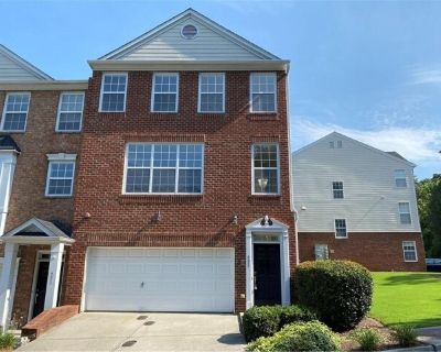 4680 Creekside Villas Way SE. "Experience the right location living in this spacious three-story townhome in Creekside at Vinings!" This lovely end-unit townhome in Vinings features a stunning two-story foyer, spacious rooms, beautiful wood floors, an eat-in kitchen with Corian countertops, and a tile backsplash. The home offers plenty of storage, two vaulted primary suites, two garden tubs, se...