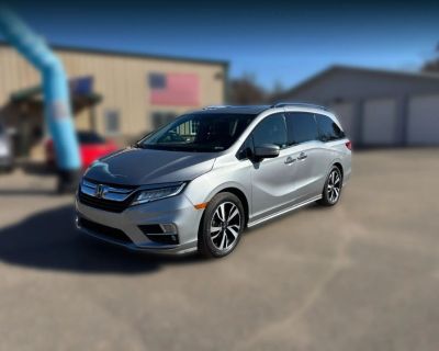 2018 Honda Odyssey Elite Minivan 4D