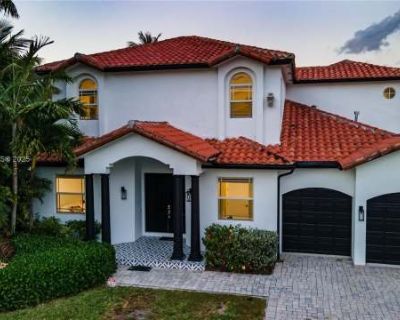 6 Bedroom 4BA 3669 ft Apartment For Rent in Fort Lauderdale, FL