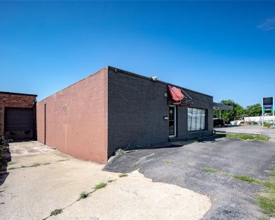 10550 ft Commercial Property For Rent in Oklahoma City, OK