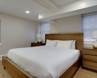 1 Bedroom 1.0 BA 863 ft Furnished Apartment for Rent in Capitol Hill, Washington DC