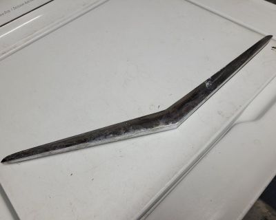 1958 58 OEM Chevy Hood Trim V Emblem 3750375 IMPALA CHROME