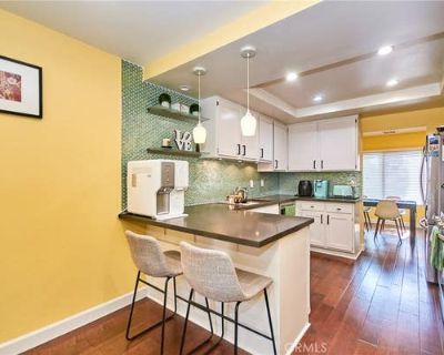 3 Bedroom 3BA 1618 ft Condominium For Sale in LA HABRA, CA