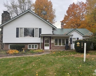 4 Bedroom 2BA 1864 ft Single Family House For Sale in Plymouth, IN