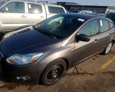 2012 Ford Focus SE, 5dr hatchback, 2.0 4cyl, Auto !