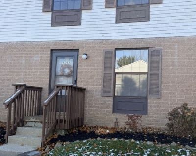 2 Bedroom 1BA Condo For Sale in Cuyahoga Falls, OH
