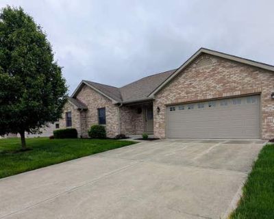 3 Bedroom 2BA 1693 ft Condominium For Sale in BROWNSBURG, IN