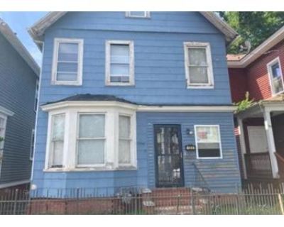 3 Bed 1 Bath Preforeclosure Property in Bridgeport, CT 06604 - Rennell St