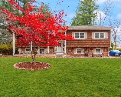 3 Bedroom 1BA Single Family House For Sale in Pompton Lakes Boro, NJ