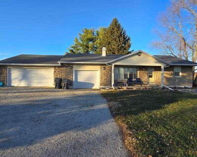 3 Bedroom 2BA 1926 ft Single Family House For Sale in Muncie, IN
