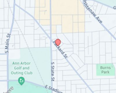 745 Packard. 745 Packard included amenities: All utilities are the tenant's responsibility. Laundry facilities are conveniently located onsite in the basement. Trash and recycling containers are provided outside the building, with pick-up scheduled every Tuesday by Oxford. Parking: Your home has a driveway. Valid parking permit is required to park at this property. Guest parking not available. ...