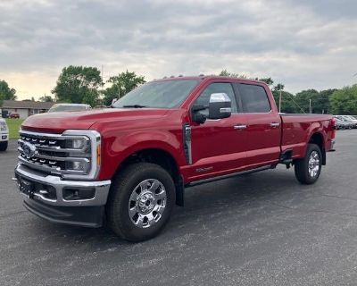 2023 Ford F-250 Super Duty 4X4 Lariat 4DR Crew Cab 8 FT. LB Pickup