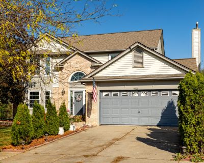 3 Bedroom 2BA 2082 ft Single Family House For Rent in Ypsilanti, MI