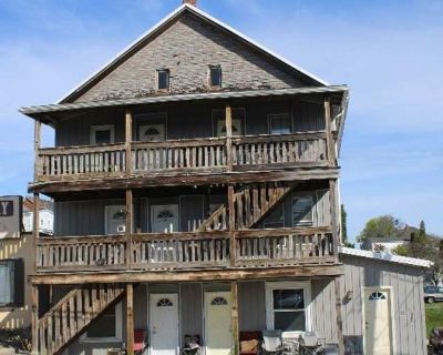 1 Bedroom 1BA 0 ft Pet-Friendly Apartment For Rent in Red Lion, PA