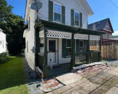 3 Bedroom 2BA 1395 ft Single Family Home For Sale in WHITEHALL, NY