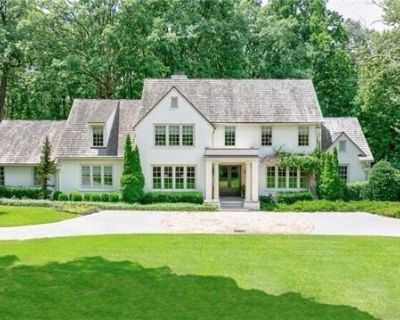 Heards Ferry Rd, Atlanta, Home For Sale
