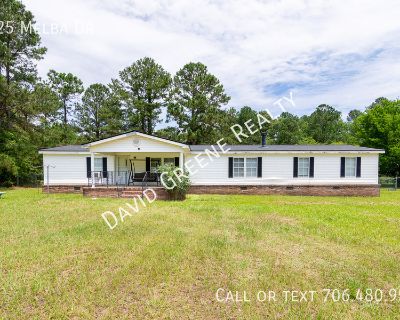 4 Bedroom 2BA 2240 ft Single-family home For Rent in Hephzibah, GA