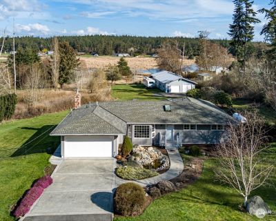 3 Bedroom 2BA 1712 ft Single Family Home For Sale in Oak Harbor, WA