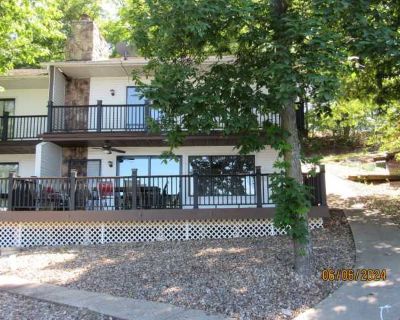 3 Bedroom 2BA 0 ft Pet-Friendly Apartment For Rent in Camden County, MO