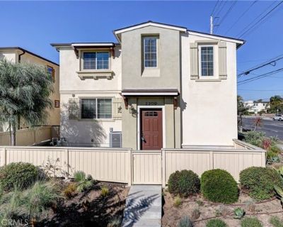 2209 W 237th St. Discover contemporary coastal living in this newer move-in ready detached townhome nestled within Torrances Arlington Pointe community. Built in 2019, this modern residence combines clean, stylish design with everyday comfort, offering a thoughtfully planned layout ideal for effortless living. A gated front patio sets a welcoming toneperfect for morning coffee, casual al fresco...