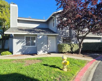 3 Bedroom 2BA 1468 ft Pet-Friendly Apartment For Rent in San Jose, CA