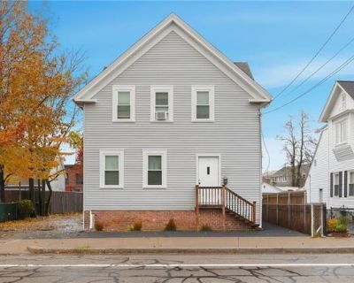 Waterman Ave Unit,east Providence, Flat For Rent