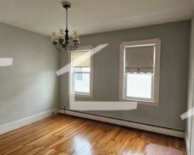 5 Bedroom 1BA 0 ft Pet-Friendly Apartment For Rent in Boston, MA